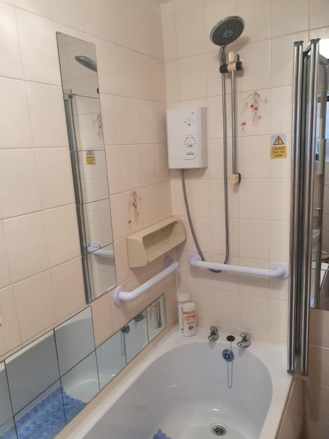 The Little Hideaway Apartment Флийтуд Екстериор снимка