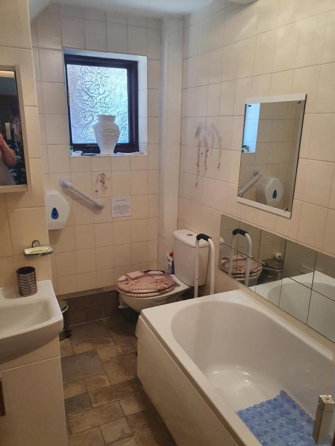 The Little Hideaway Apartment Флийтуд Екстериор снимка